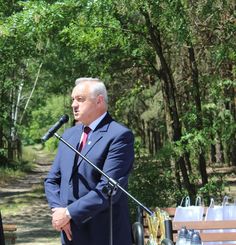 Ponad 200 uczestników Lututowskiego Biegu Wolności 1986